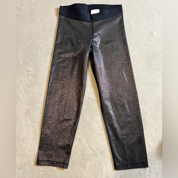 Nike Rose Gold Dri Fit Crop Leggings - Picture 4 of 10